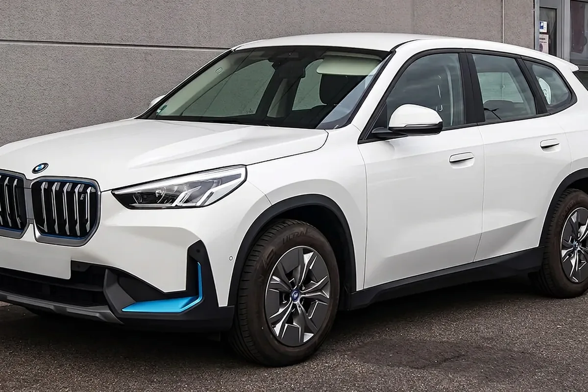 BMW iX1 eDrive20 M Sport