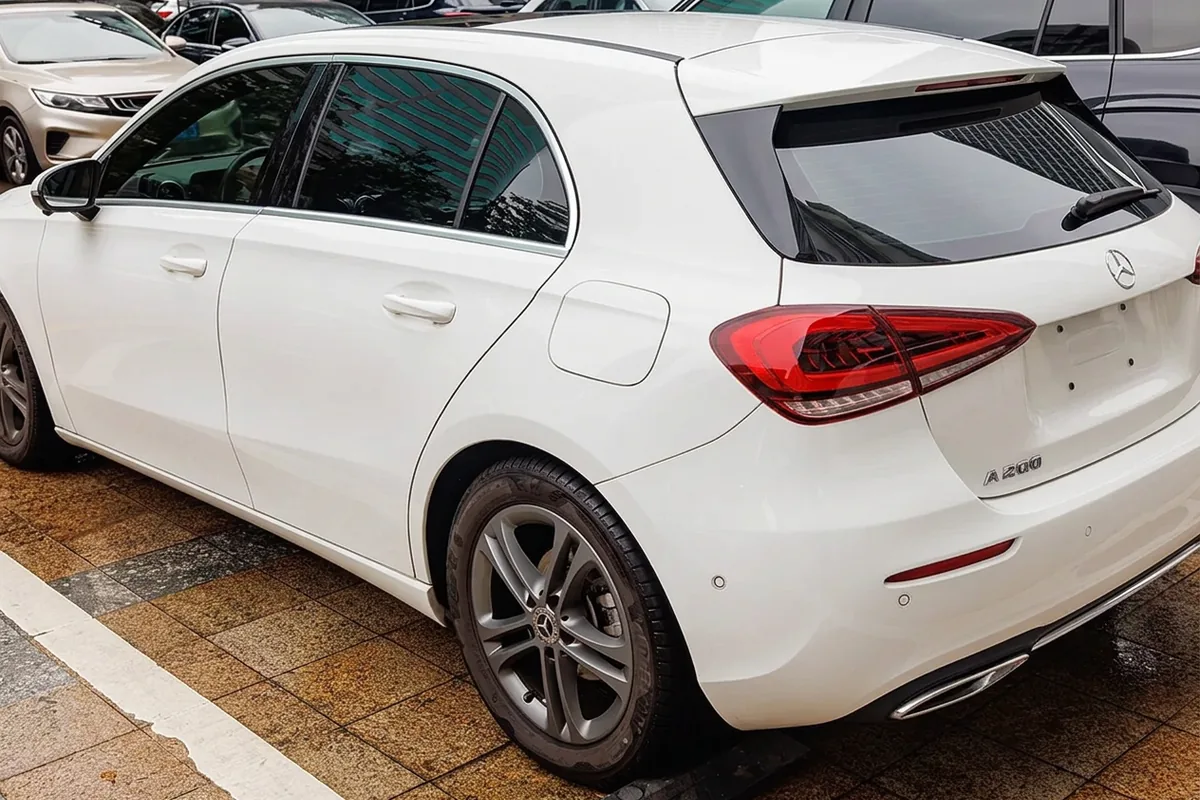 Mercedes-Benz A-Class A180 AMG Line Executive